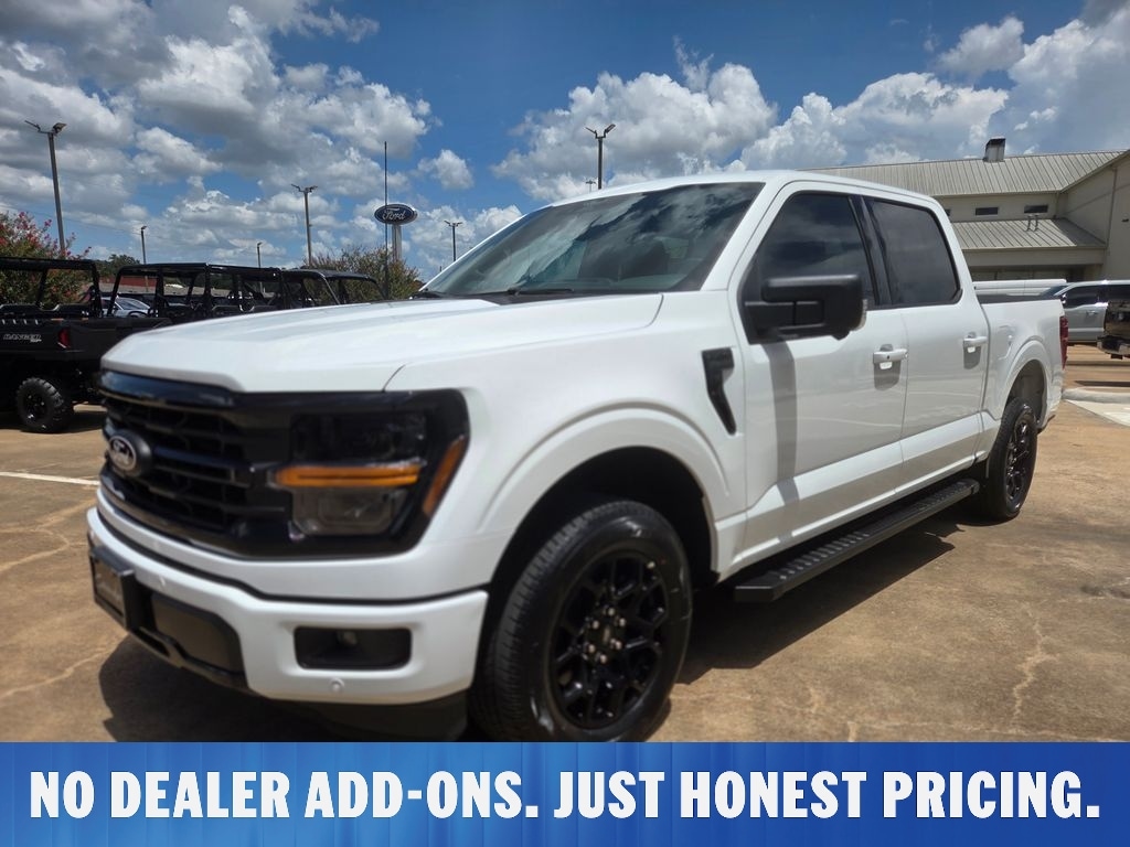 New 2026 Ford F-150 XLT Black Appearance