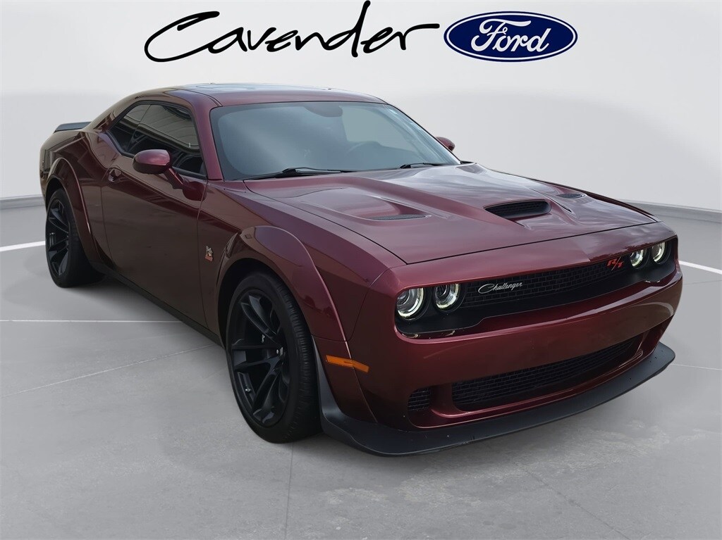 2023 Dodge Challenger R/T Scat Pack Widebody photo 3