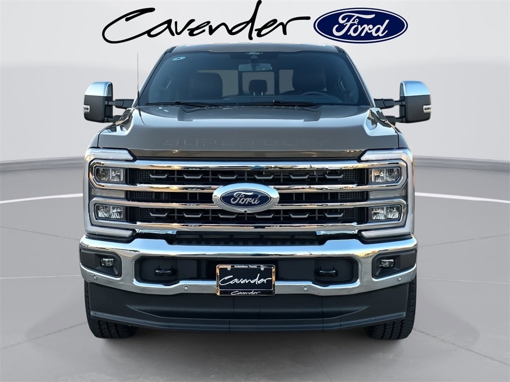 New 2026 Ford Super Duty F-350 King Ranch FX4 Off Road Truck