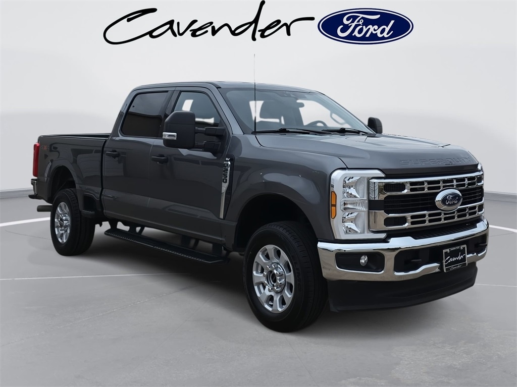 Used 2024 Ford F-250 XLT Truck
