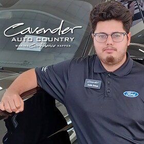 Staff member Justin Zelaya from 77f9e0244c18