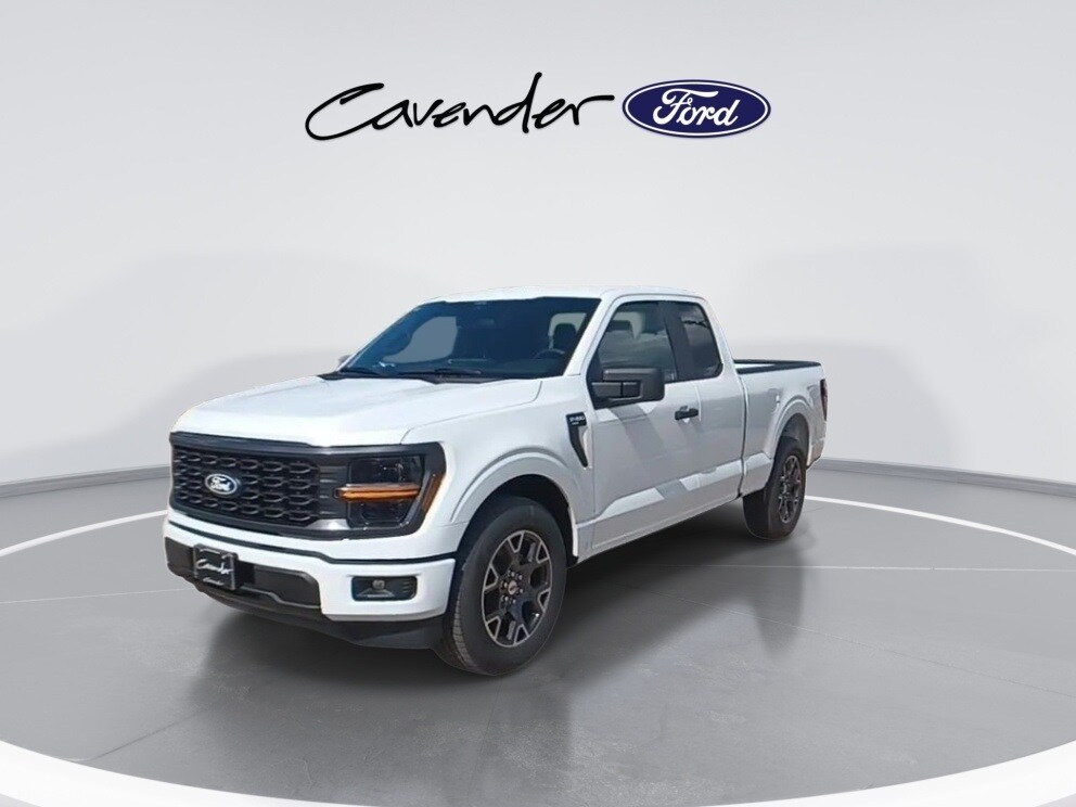 2025 Ford F-150 STX photo 4