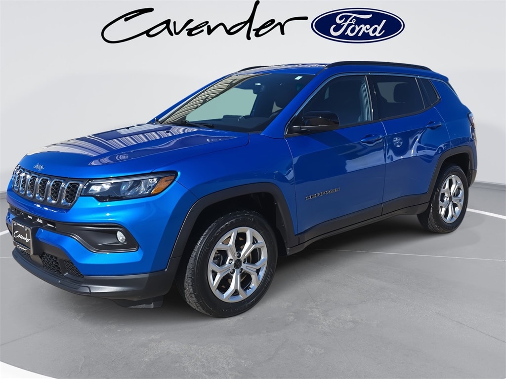Used 2025 Jeep Compass Latitude SUV