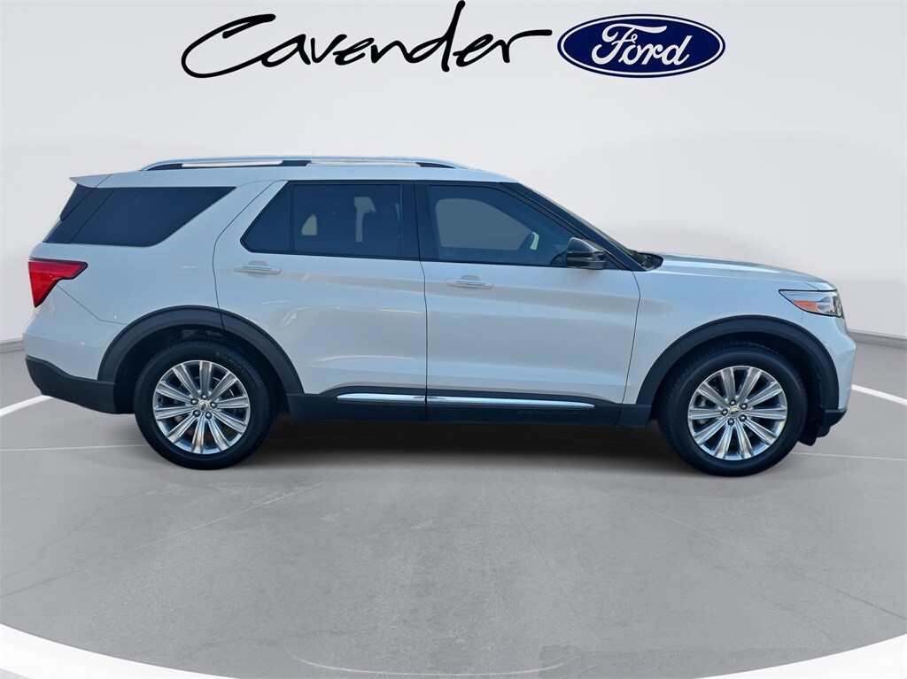 2020 Ford Explorer Limited photo 2