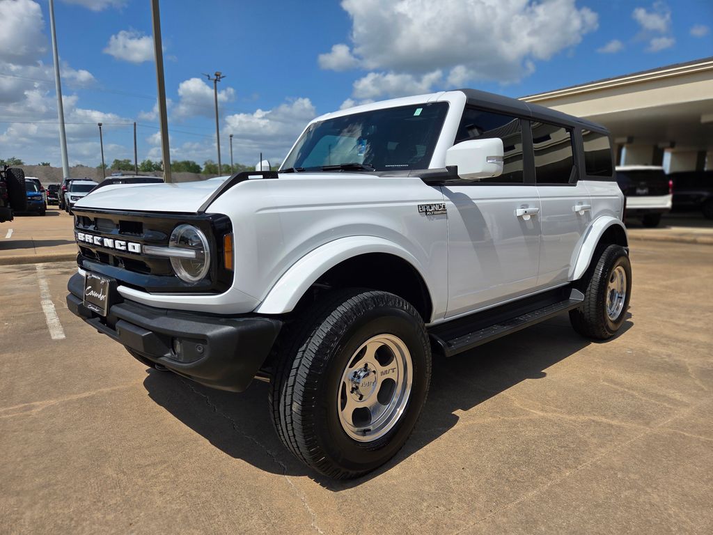 2025 Ford Bronco Outer Banks 4x4's photo