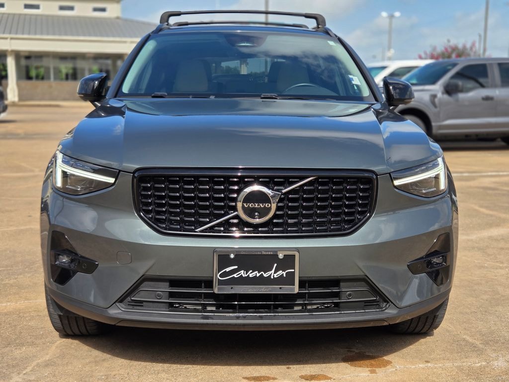 Used 2026 Volvo XC40 B5 Plus SUV