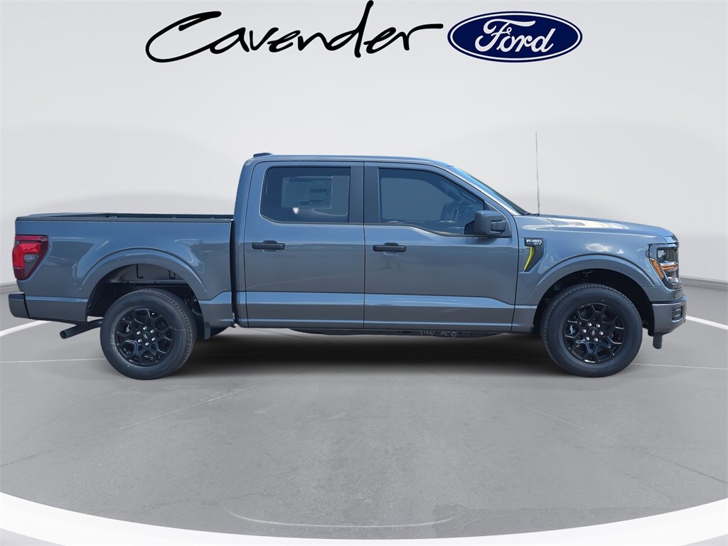 2025 Ford F-150 STX photo 4