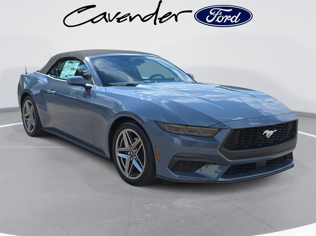 2026 Ford Mustang EcoBoost Convertible photo 3