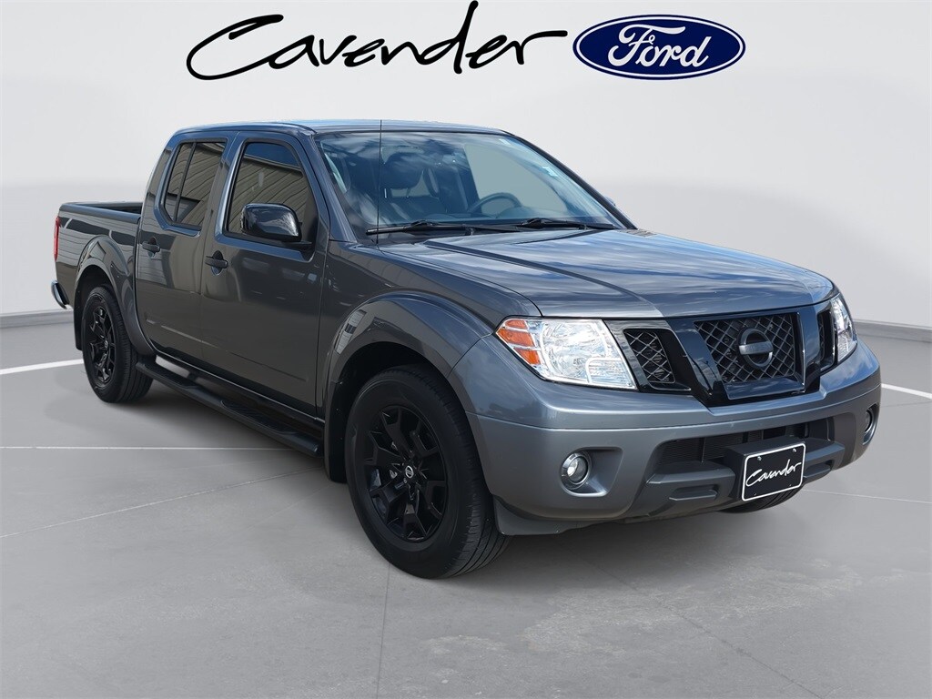 2021 Nissan Frontier SV photo 2