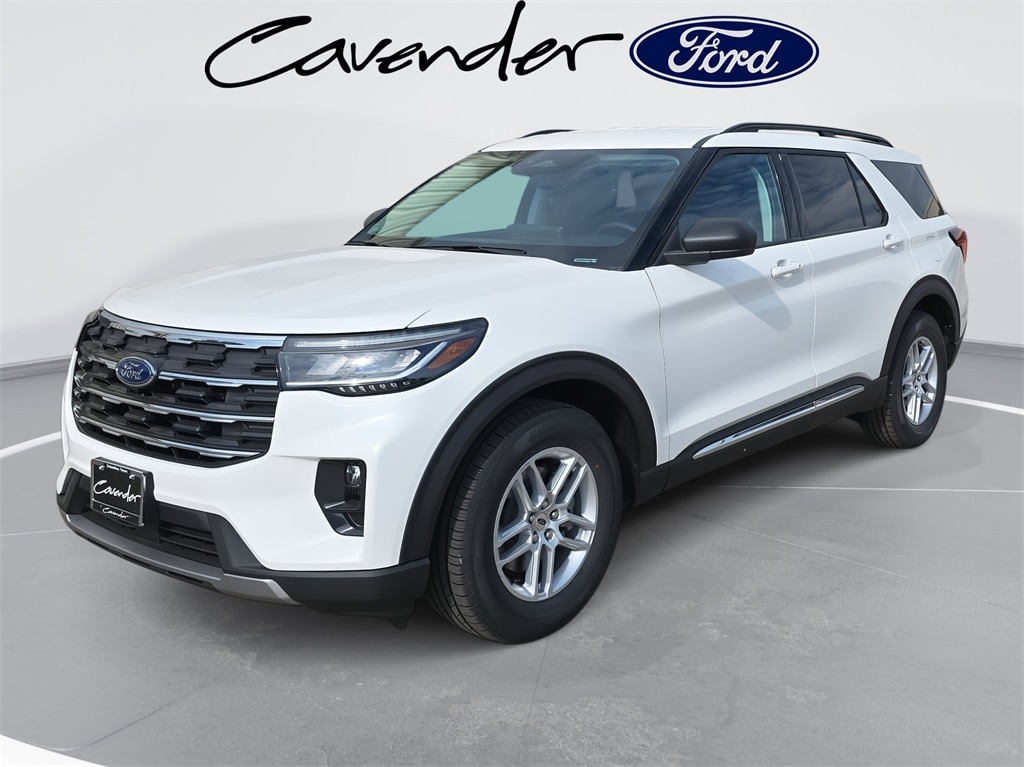 2025 Ford Explorer Active's photo