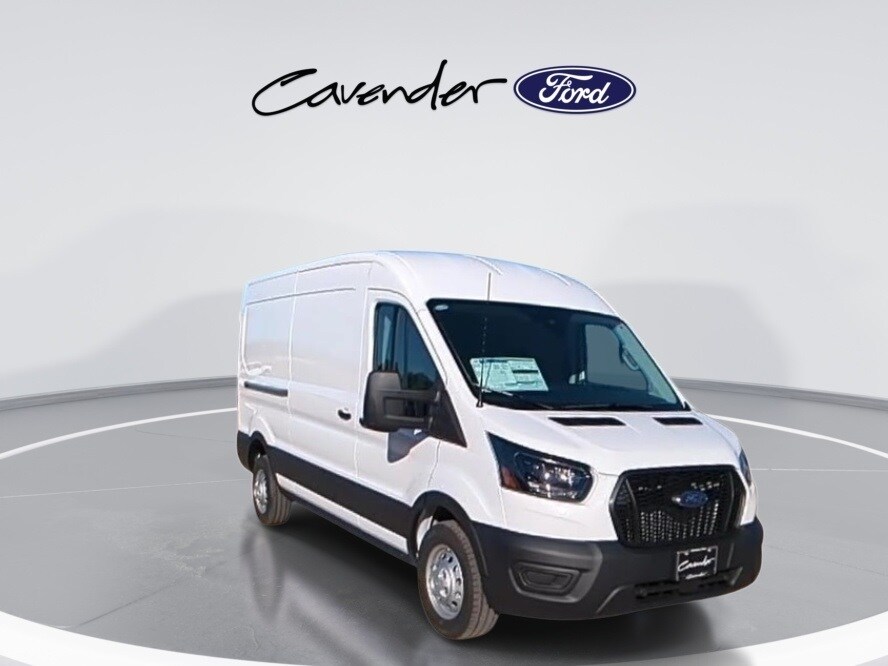 2024 Ford Transit photo 3