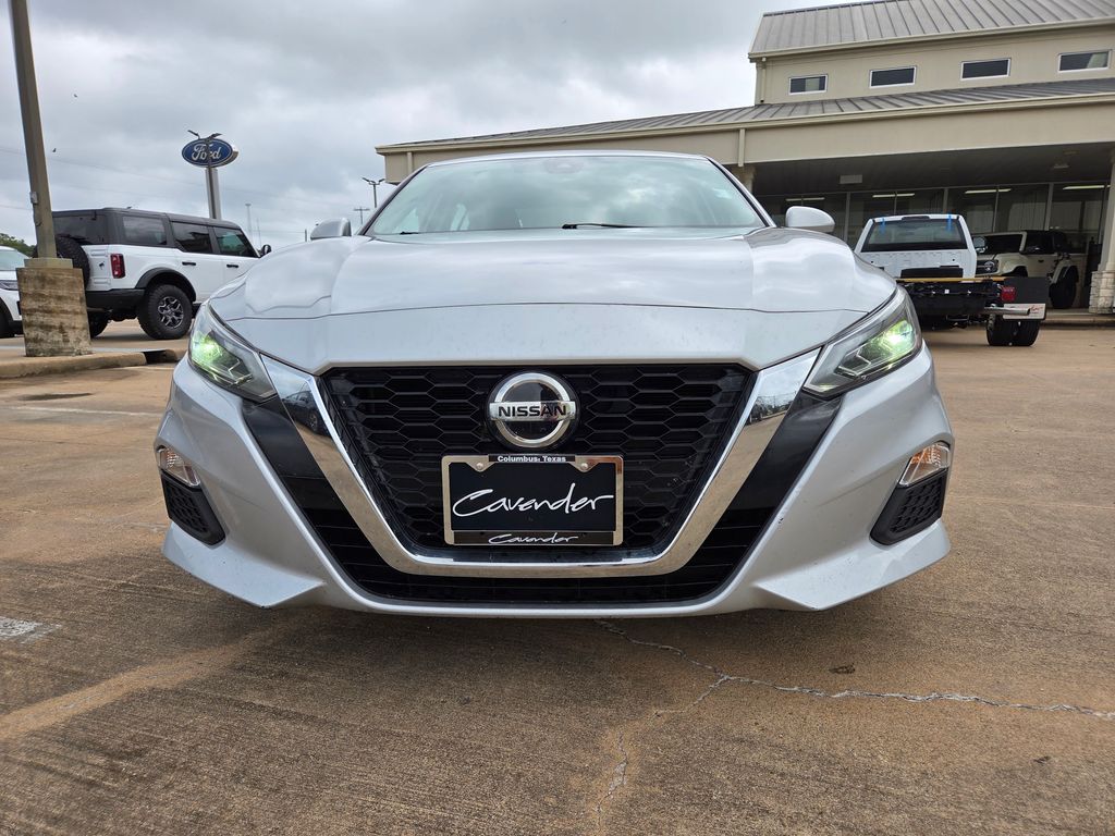 Used 2022 Nissan Altima SV with VIN 1N4BL4DV1NN369771 for sale in Columbus, TX