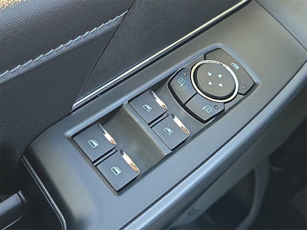 2025 Ford F-150 XLT - Photo 14