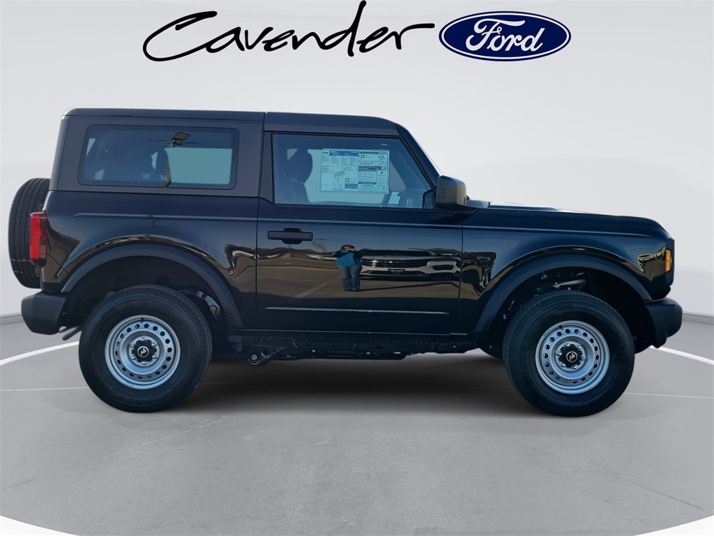 New 2025 Ford Bronco Base SUV