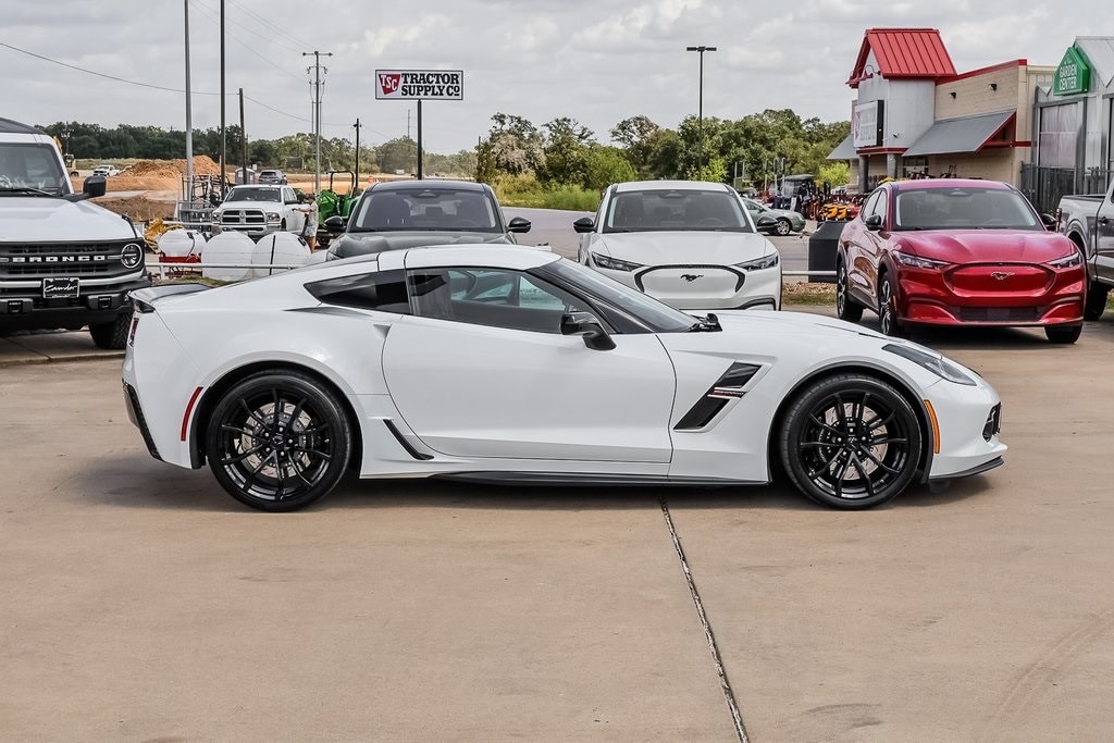 Used 2019 Chevrolet Corvette 1LT with VIN 1G1YW2D72K5107425 for sale in Columbus, TX