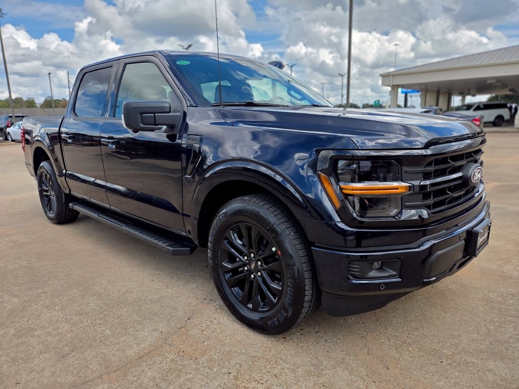 New 2026 Ford F-150 XLT Black Appearance Truck