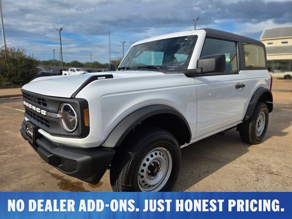 Oxford White 2026 Ford Bronco SUV / Crossover Four-Wheel Drive 7-Speed Manual