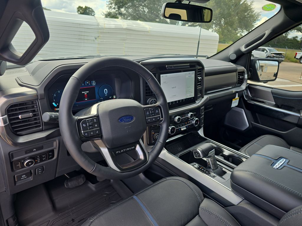 2025 Ford F-150 Platinum - Photo 15