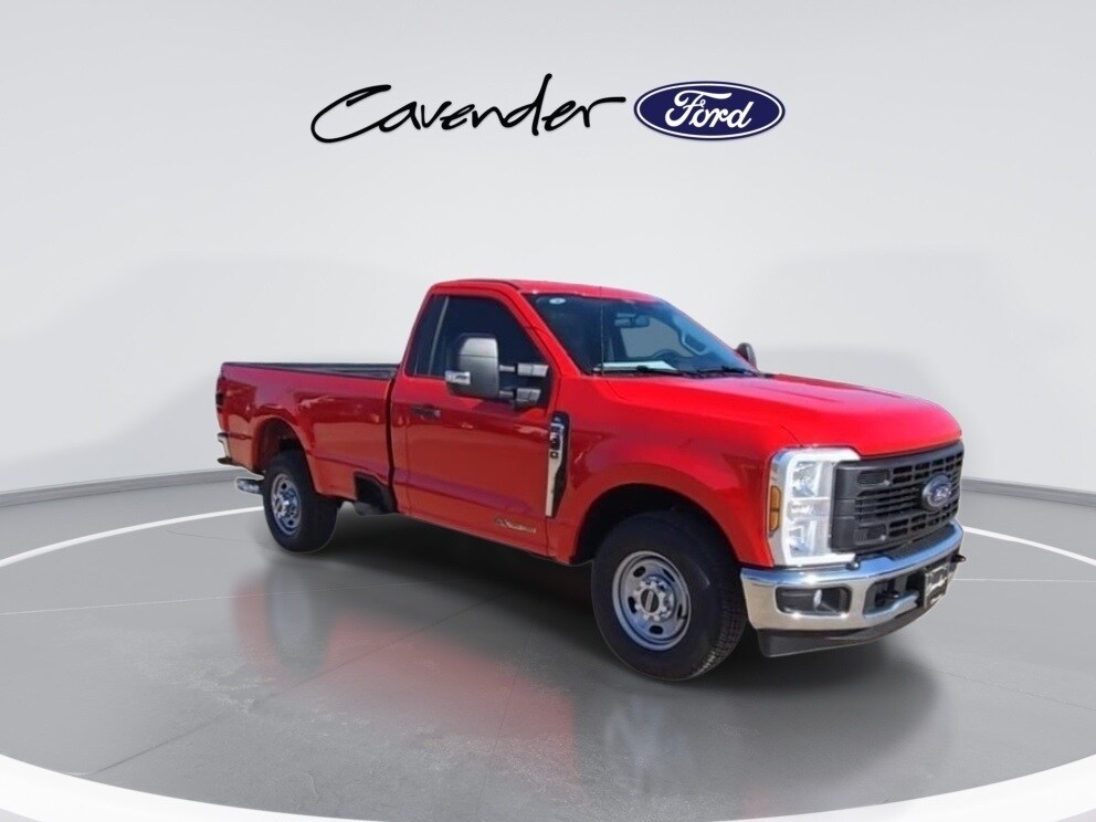 2025 Ford F-350 XL photo 2