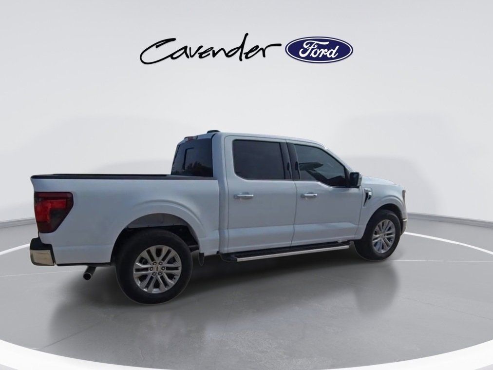 2025 Ford F-150 XLT - Photo 8