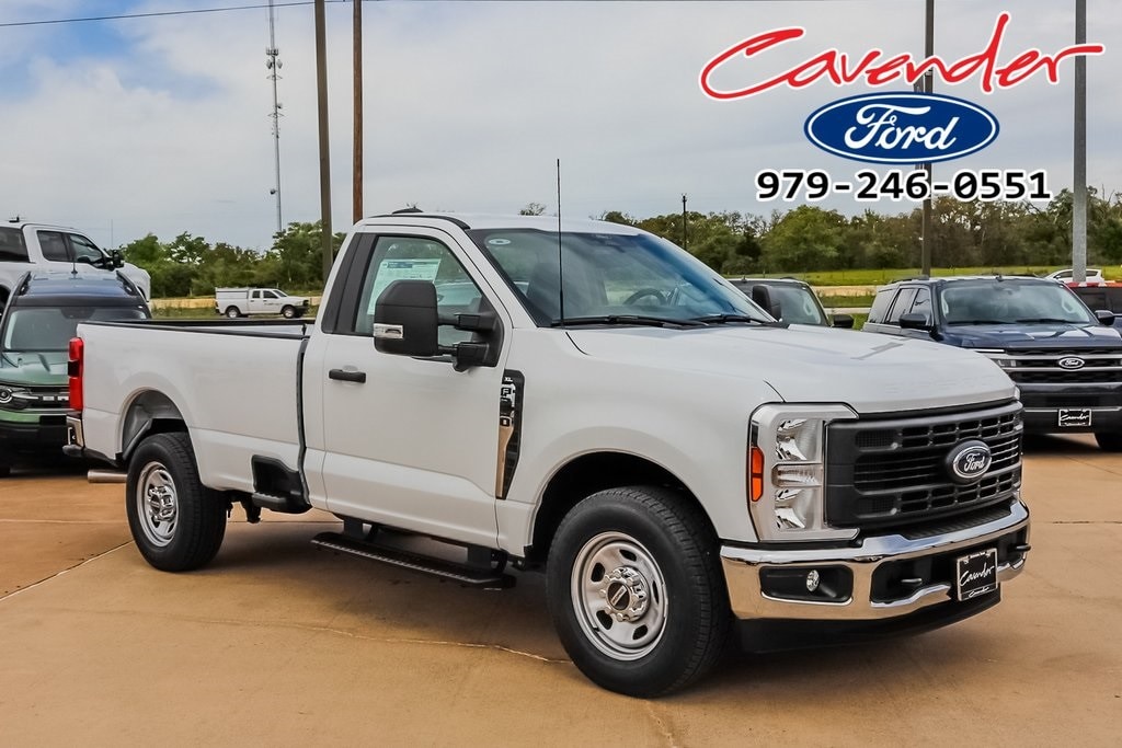 2024 Ford F-350 Super Duty XL's photo