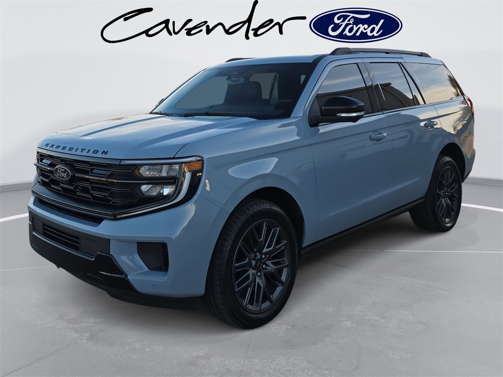 2025 Ford Expedition Platinum's photo