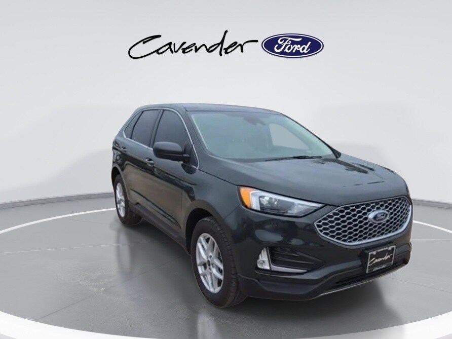 2024 Ford Edge SEL photo 2