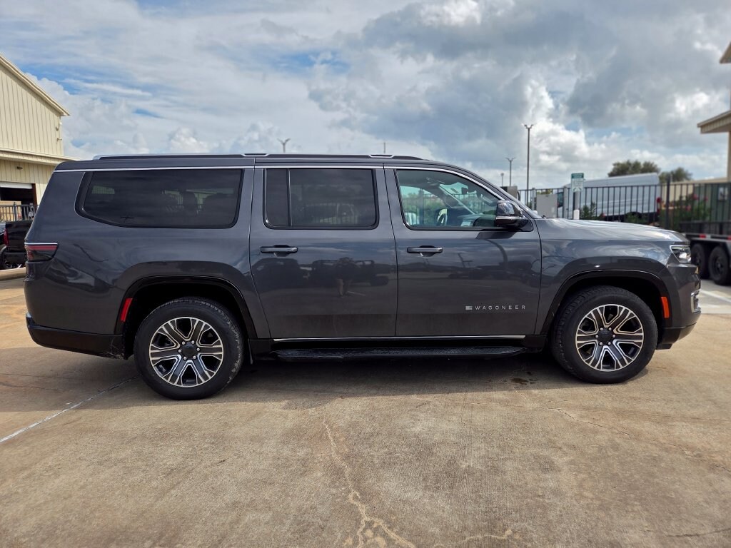 Used 2024 Jeep Wagoneer L Series II SUV