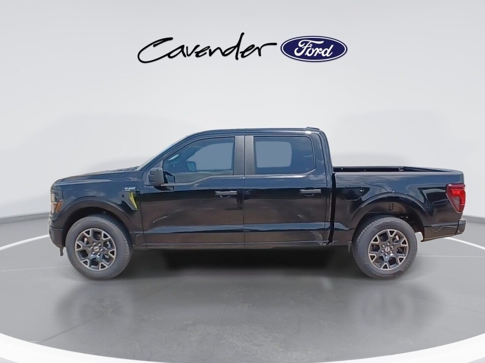 2025 Ford F-150 STX photo 4