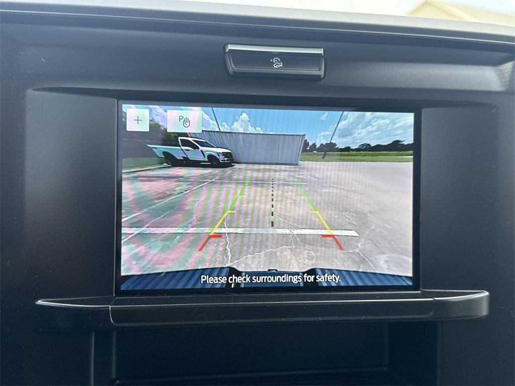 2025 Ford F-350 Super Duty XLT - Photo 14