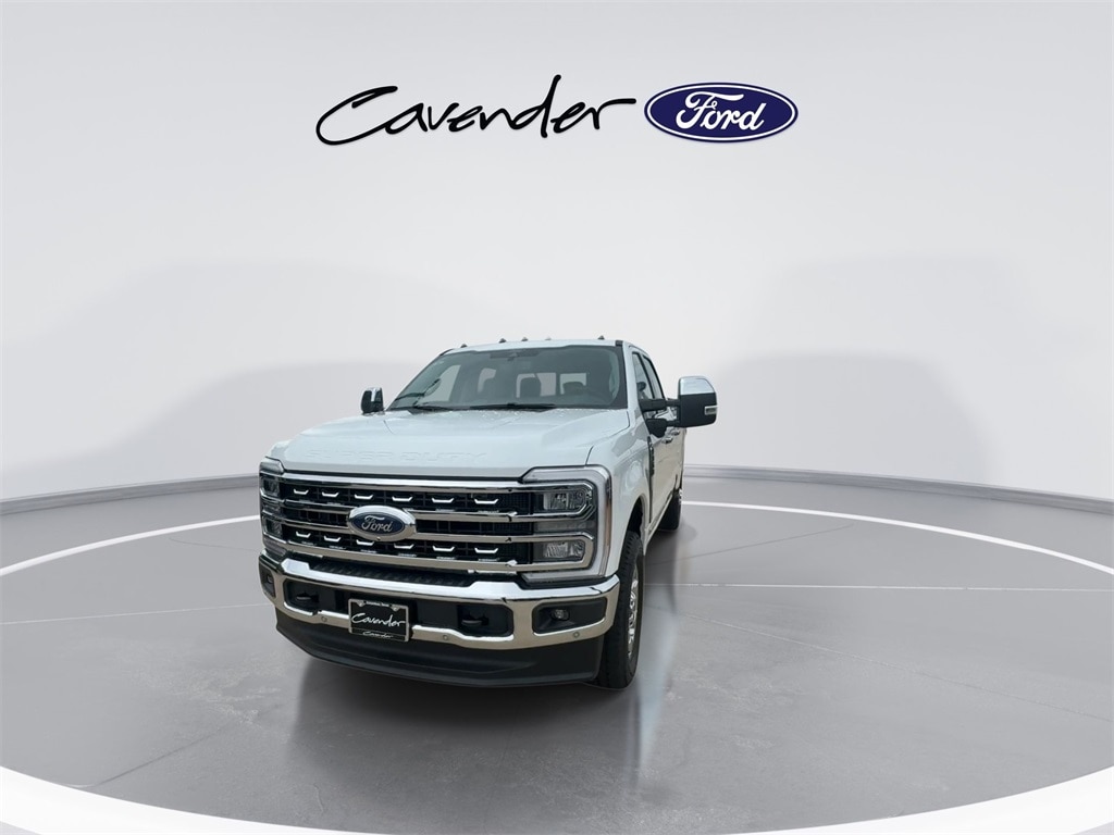 New 2025 Ford Super Duty F-350 Lariat Ultimate FX4 Off Road Truck