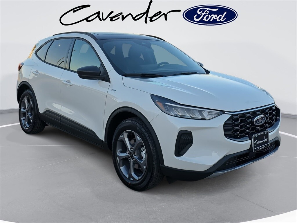 2026 Ford Escape ST-Line photo 3