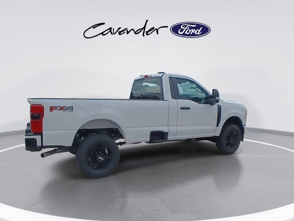 2025 Ford F-350 Super Duty XL - Photo 8