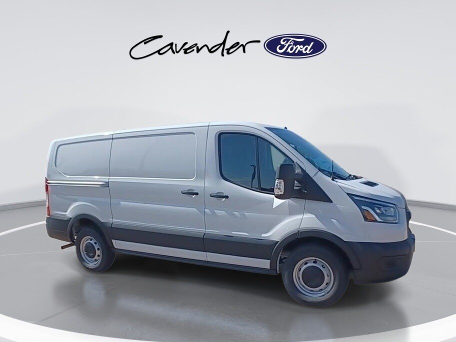 2025 Ford Transit photo 2