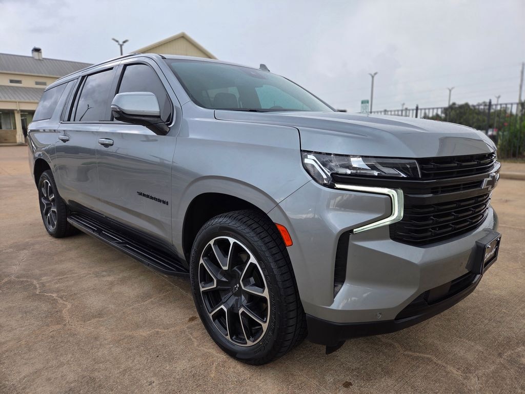 Used 2023 Chevrolet Suburban RST Luxury SUV