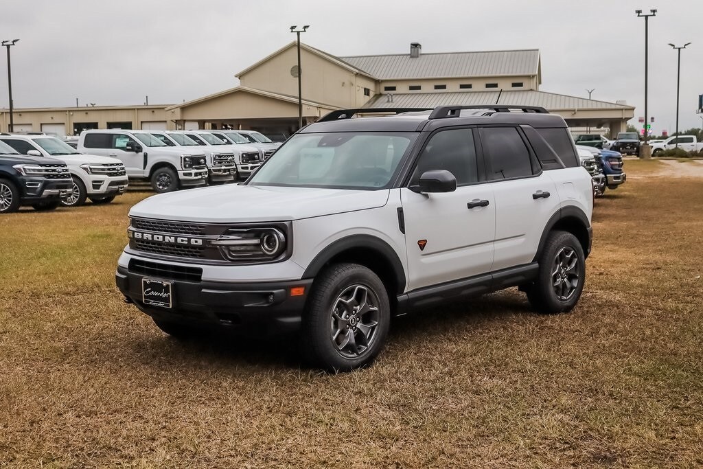 2024 Ford Bronco Sport Badlands photo 3