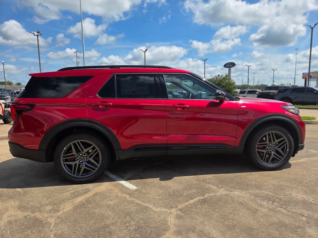New 2026 Ford Explorer ST-Line Premium Street Pack SUV
