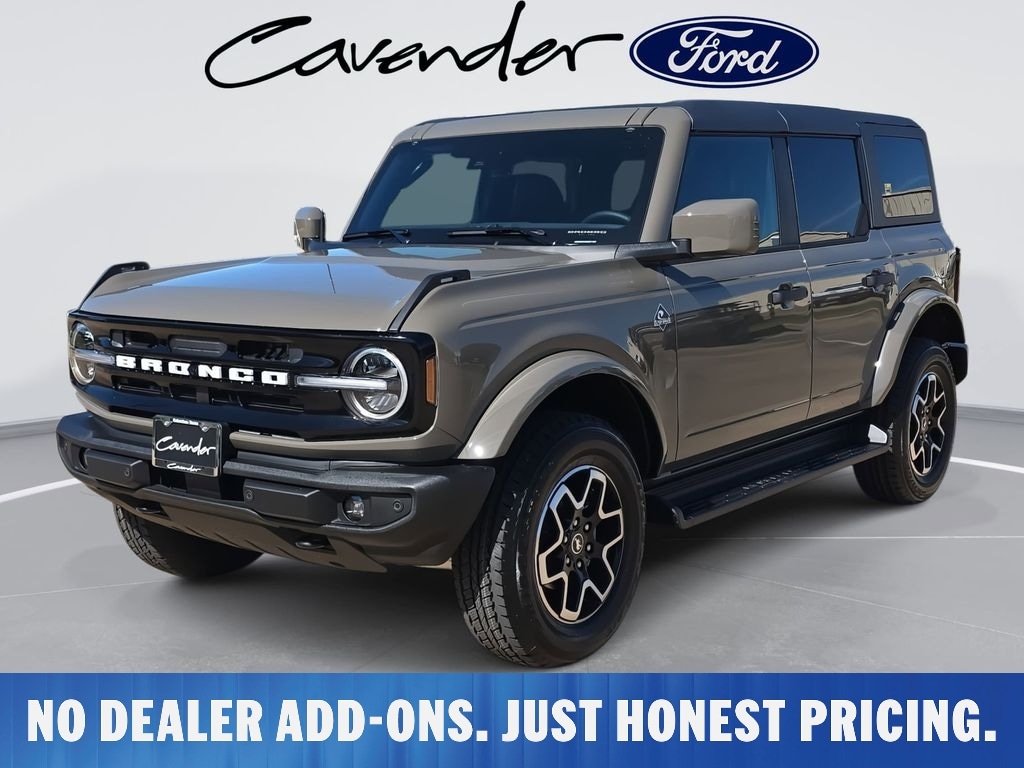 2026 Ford Bronco Outer Banks 4x4's photo