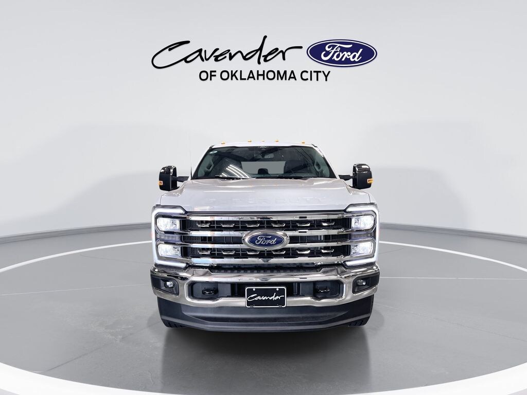 New 2026 Ford F-250SD Lariat Truck Crew Cab