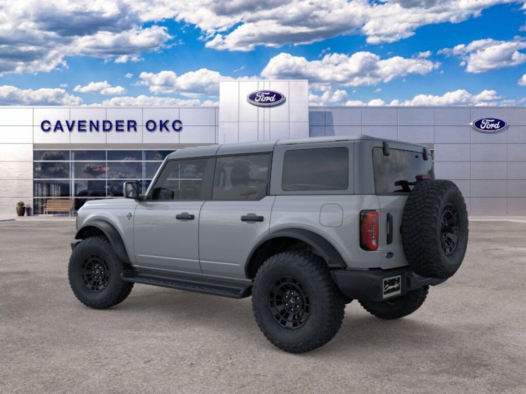 New 2026 Ford Bronco Outer Banks SUV