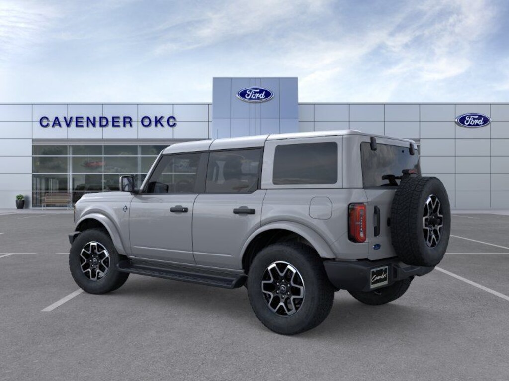 New 2026 Ford Bronco Outer Banks SUV