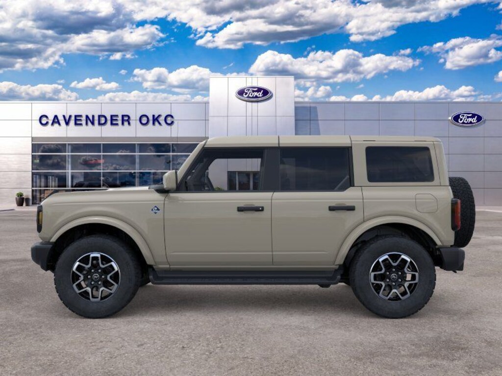 New 2026 Ford Bronco Outer Banks SUV