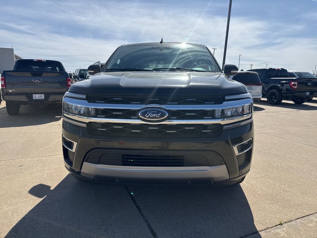 Used 2024 Ford Expedition Max Limited SUV