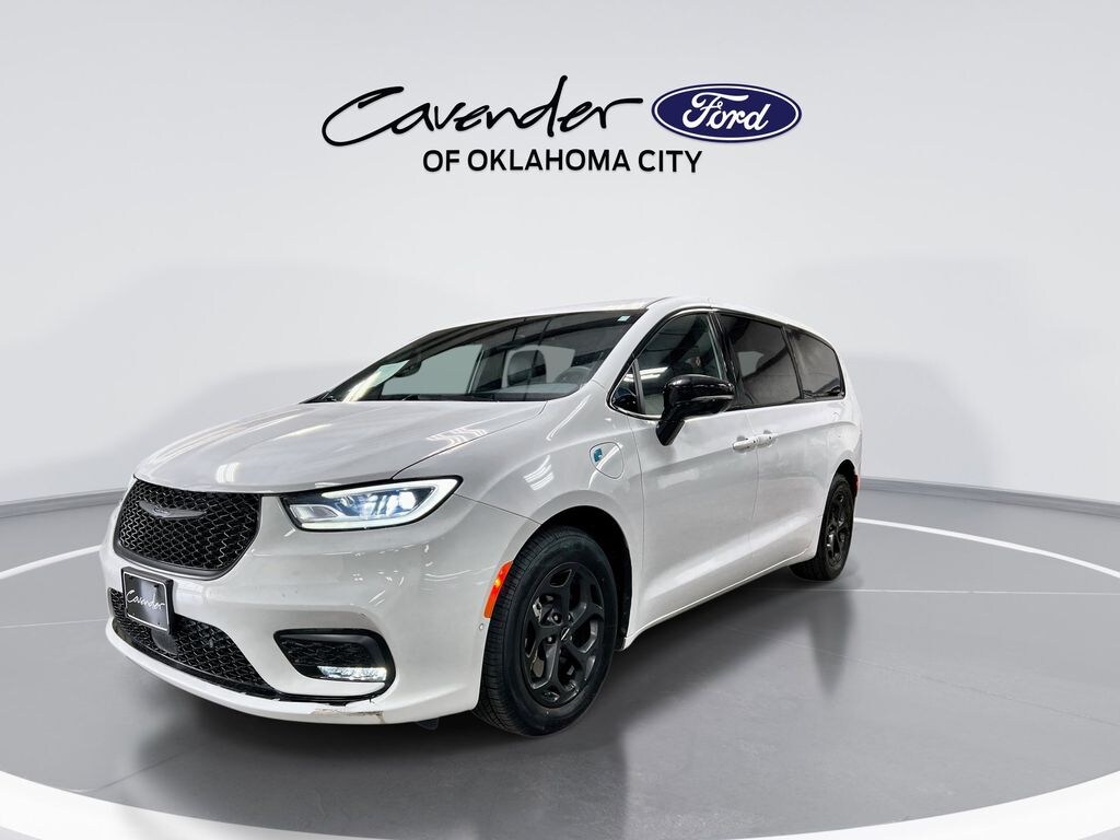 Used 2024 Chrysler Pacifica Hybrid Select Minivan/Van