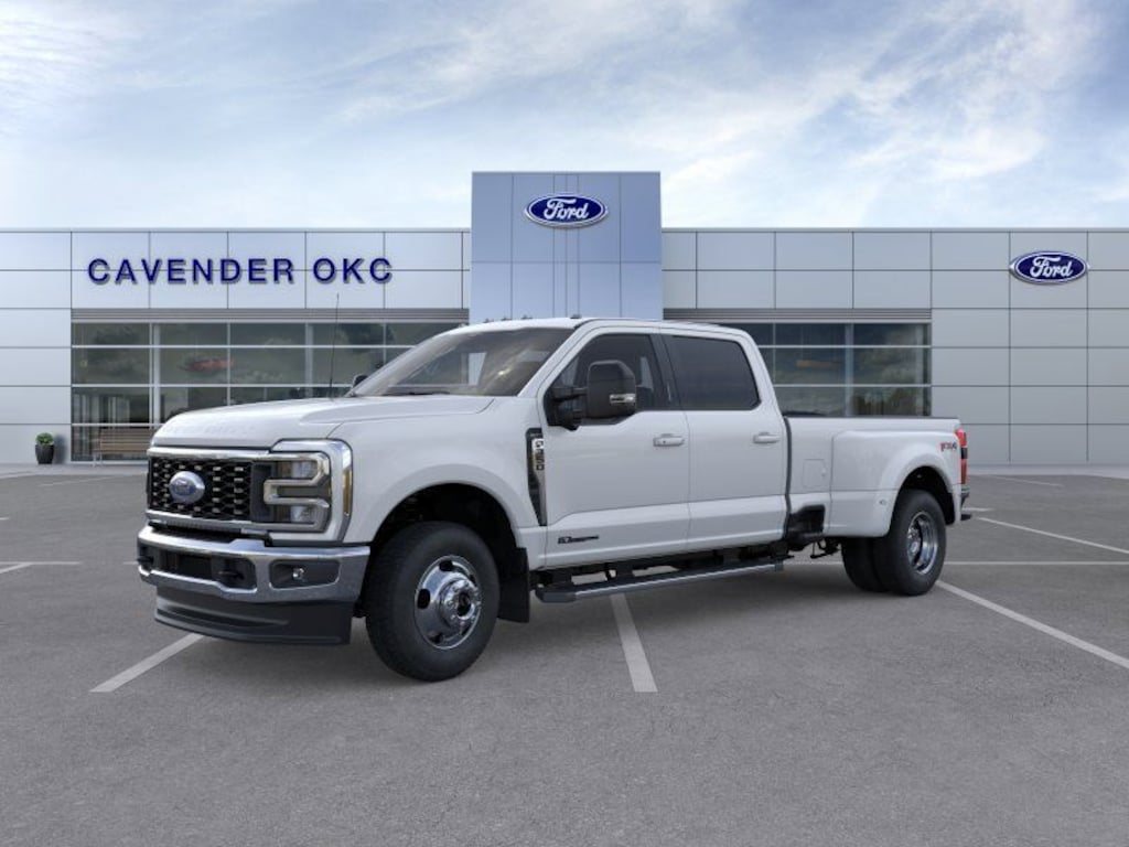 New 2026 Ford F-350SD Lariat Truck Crew Cab