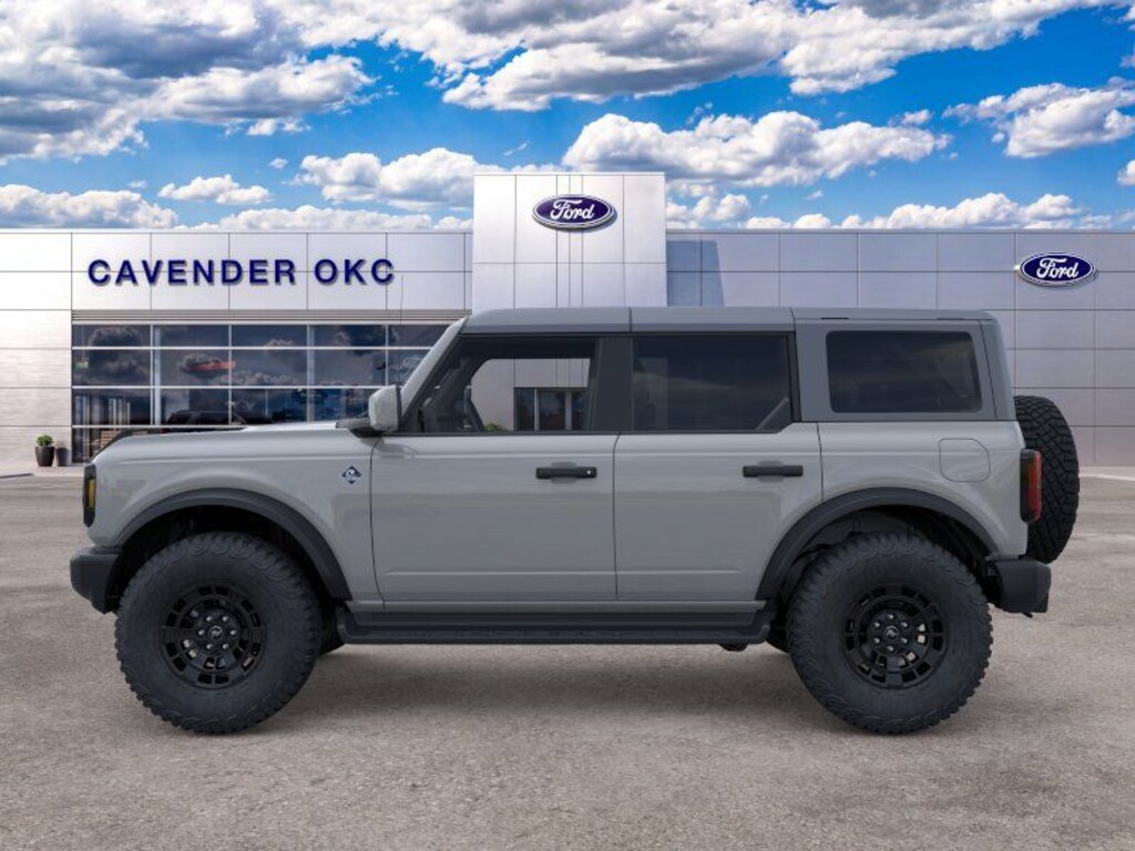 New 2026 Ford Bronco Outer Banks SUV