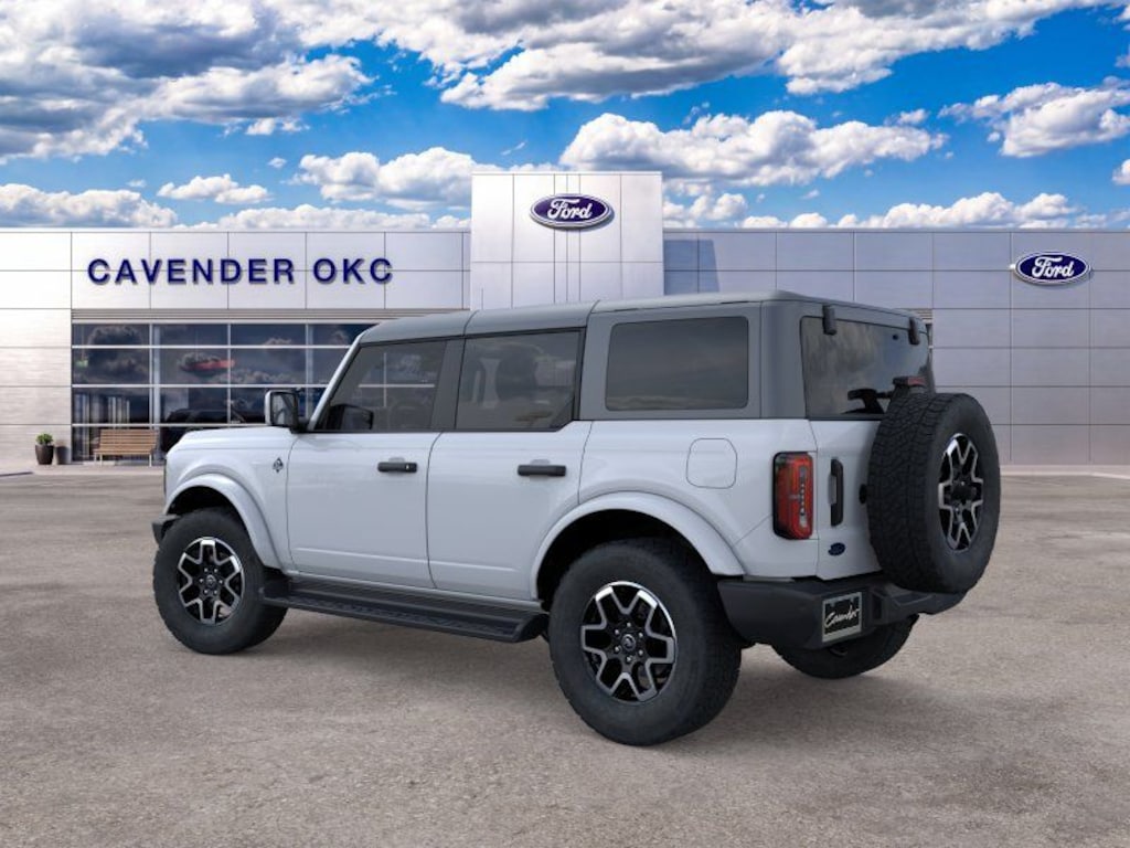 New 2026 Ford Bronco Outer Banks SUV