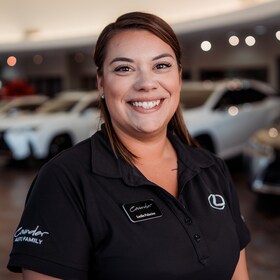 Staff member Leslie Palacios from 62f6a6f44791