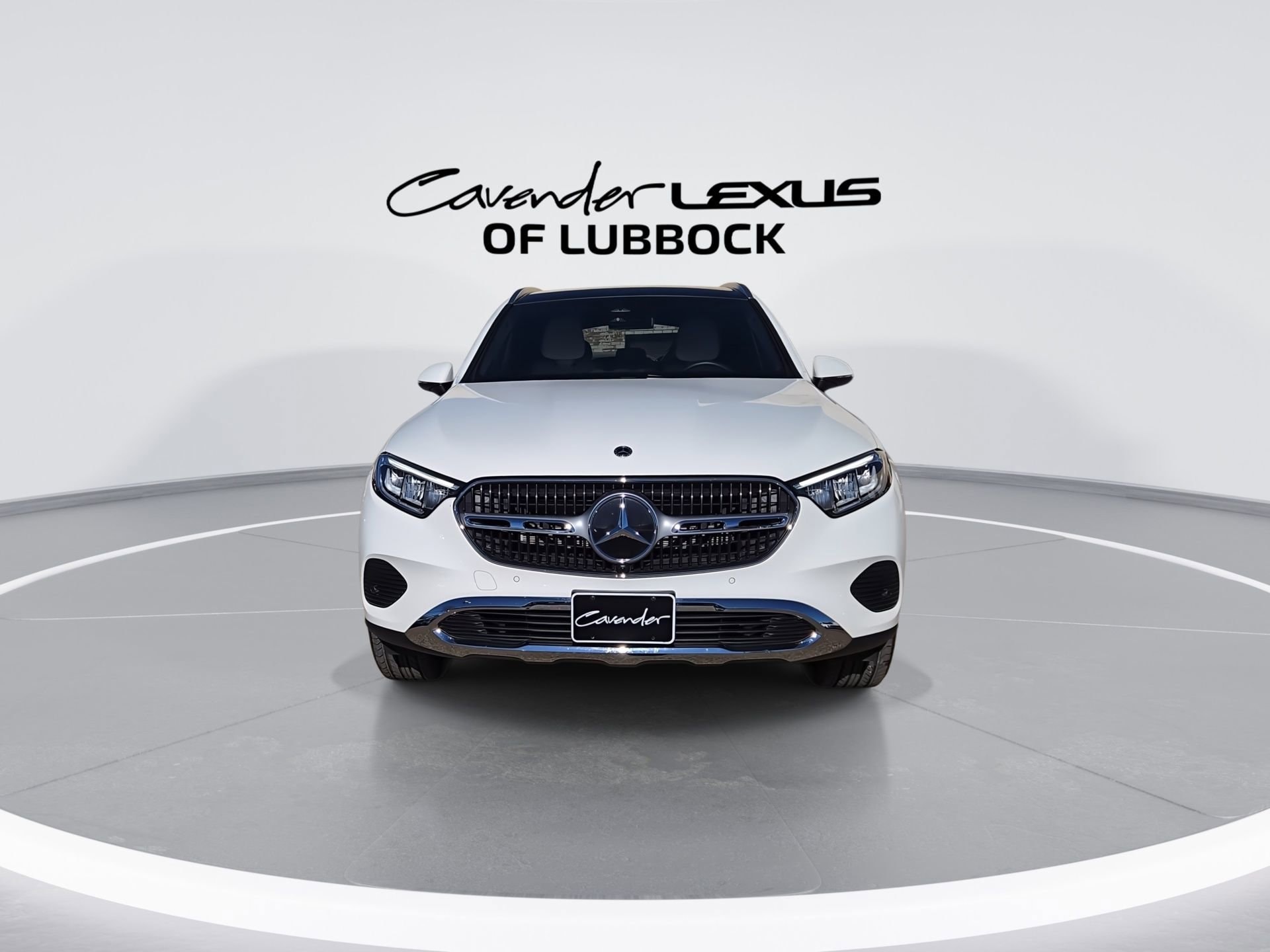 2025 Mercedes-Benz GLC Base - Photo 3