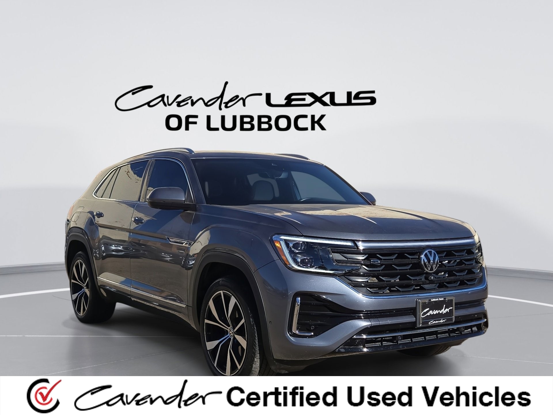 2024 Volkswagen Atlas Cross Sport SEL Premium R-LINE's photo